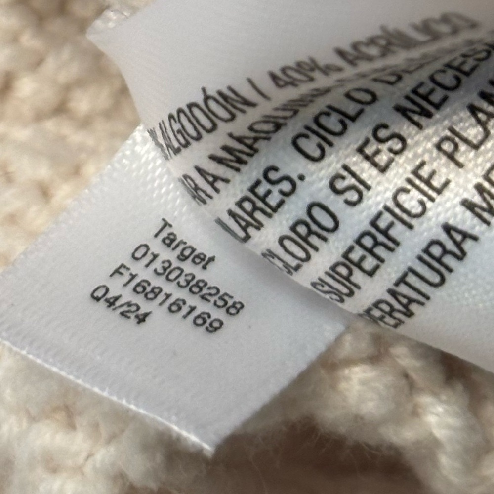 Universal Thread Openwork V-Neck Pullover Knit De… - image 11